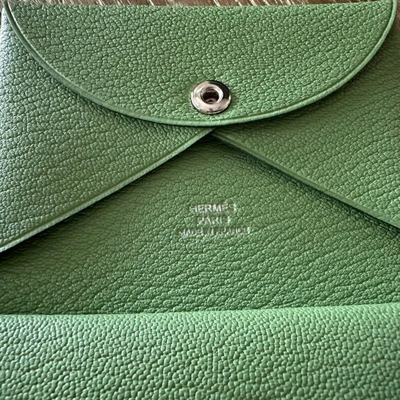 Hermes Calvi Duo Card Holder - Vert Criquet - Picture 7 of 8